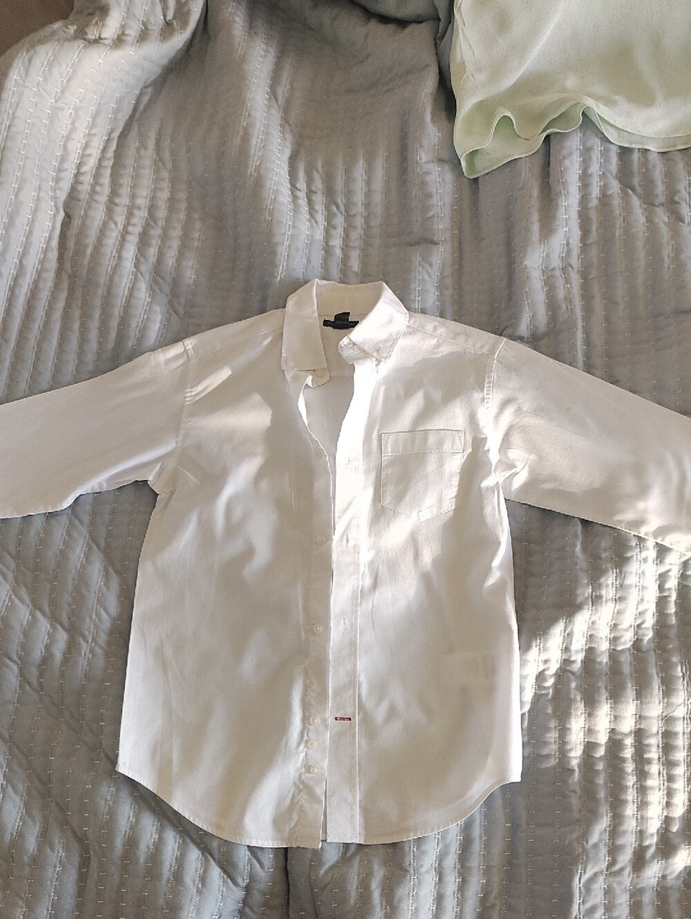 Tommy Hilfiger White Shirt with Navy Logo Tag